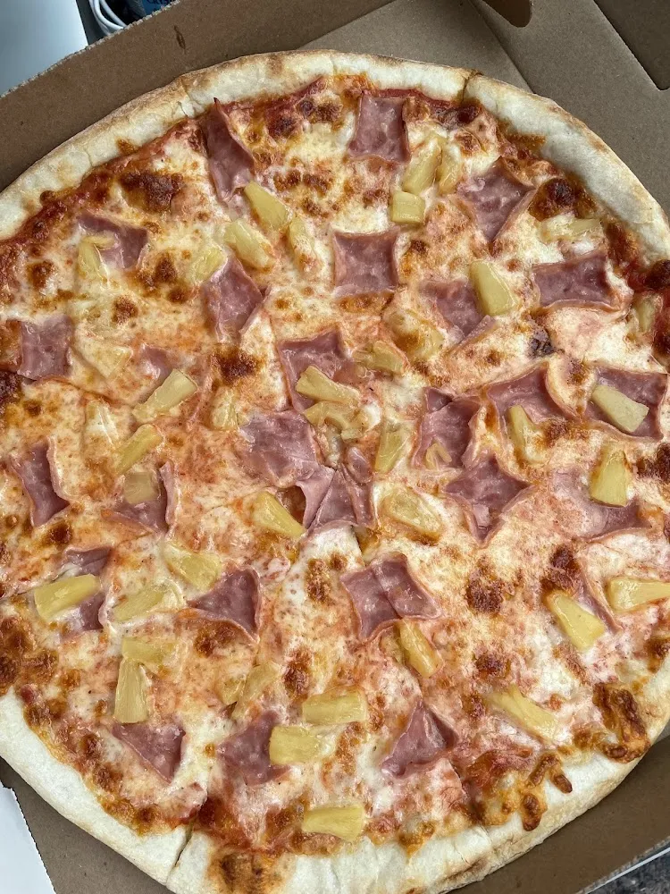 Hawaiian Pizza